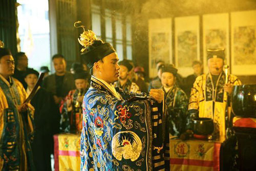 以太岁纳音论生肖运势吉凶—荒唐