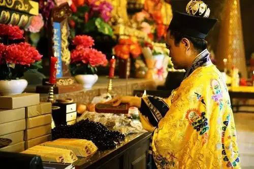 亡人知道是谁在超度他 超度念经时 需秉持至诚之