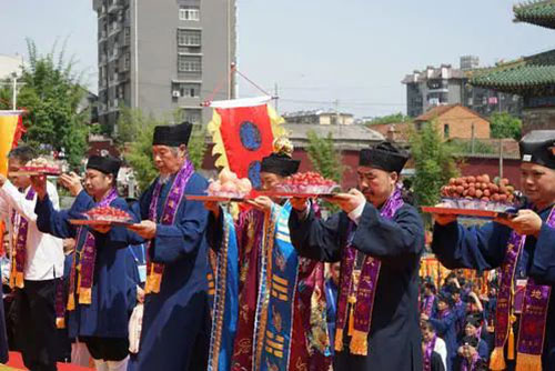出轨的婚姻如何挽回,教你3招,让婚姻重回正轨