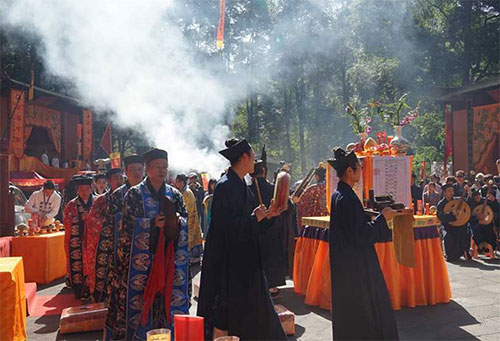 女友抗拒抵触减弱可以挽回吗 用和合术增加挽回几率