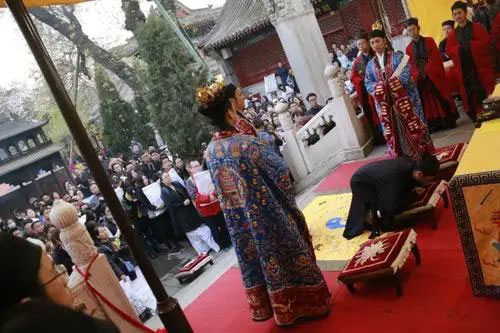 分手后如何挽回爱情
